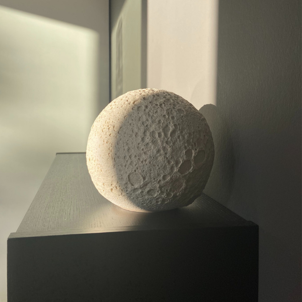 sunlight-on-the-moon.png
