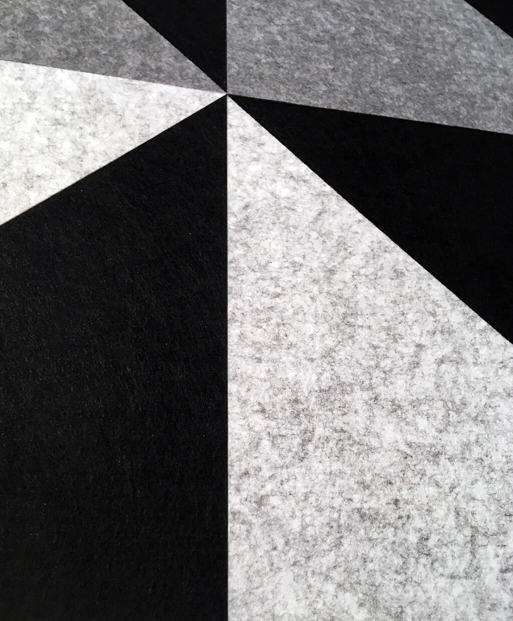petfelt-wall-grey-jpg-1604311854.jpg