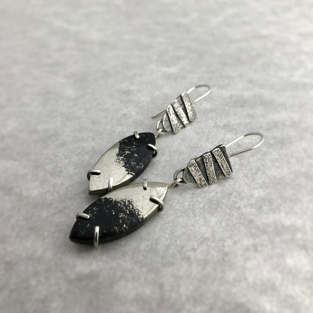 dangles15a-jpg-1623151816.jpg